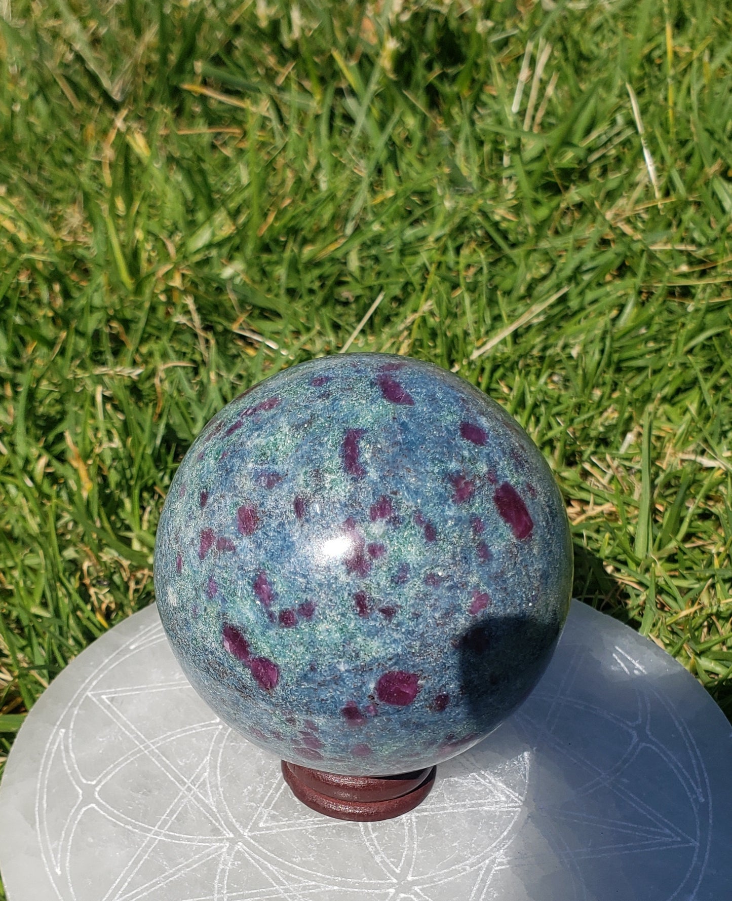 Ruby in Kyanite Sphere 1lb B