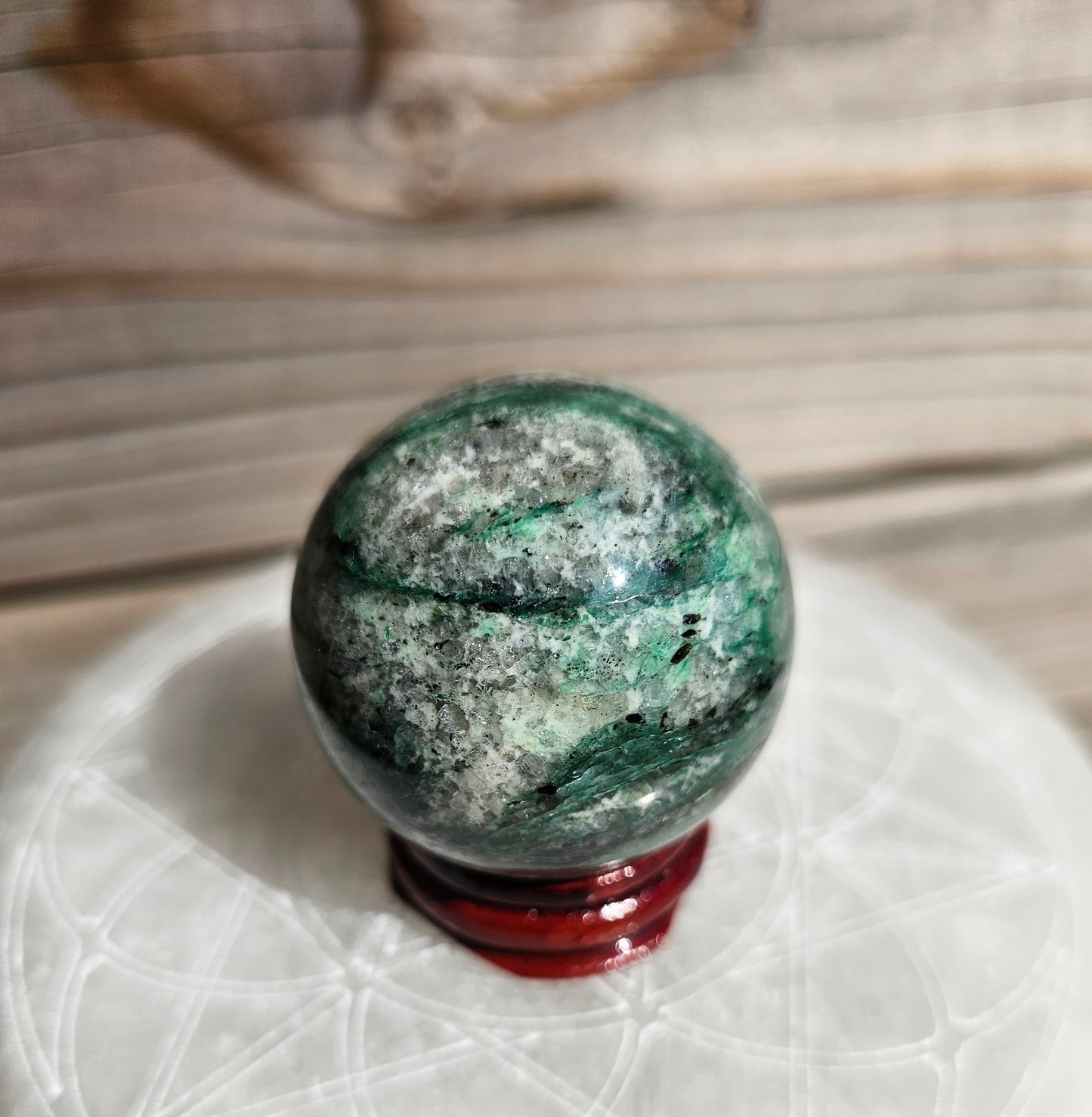 Emerald Sphere (B)