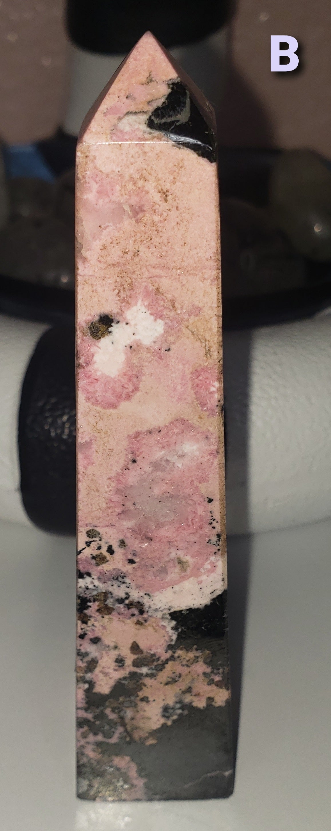 (1) Peruvian Rhodonite Tower