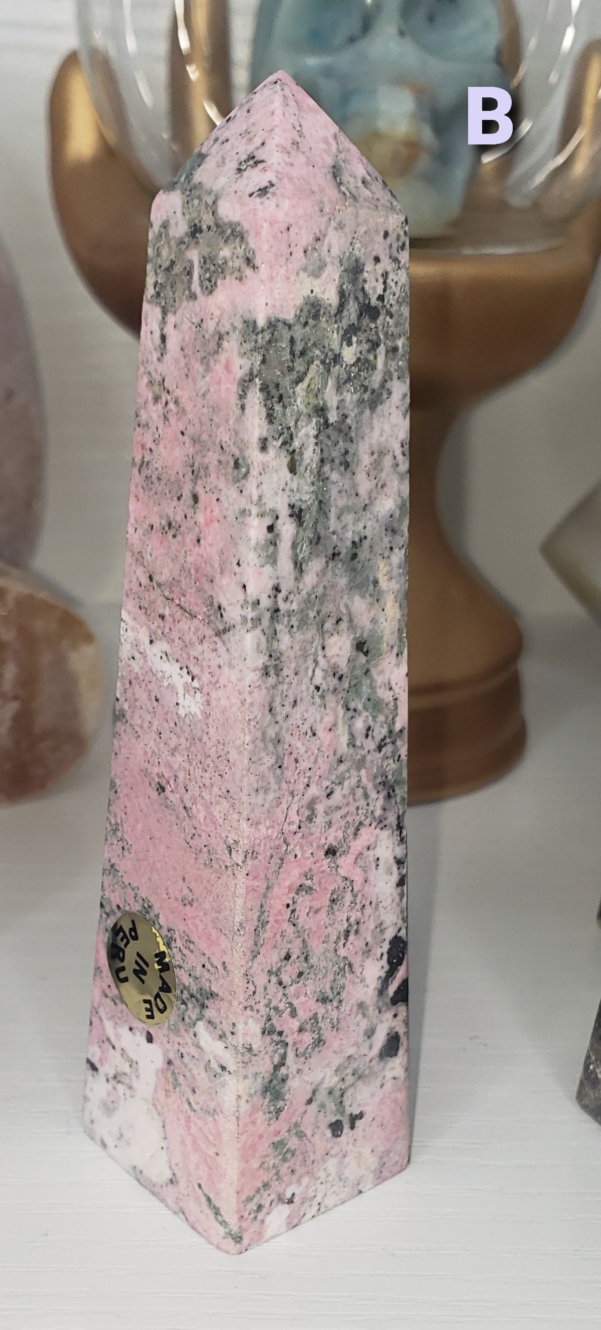 (1) Peruvian Rhodonite Tower